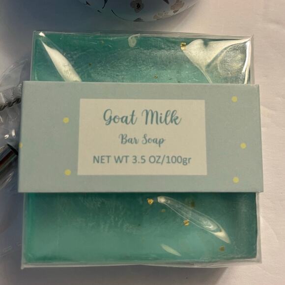 Best Wishes Gift Box with wine glass, candle, soap bath bomb and card - Picture 9 of 16